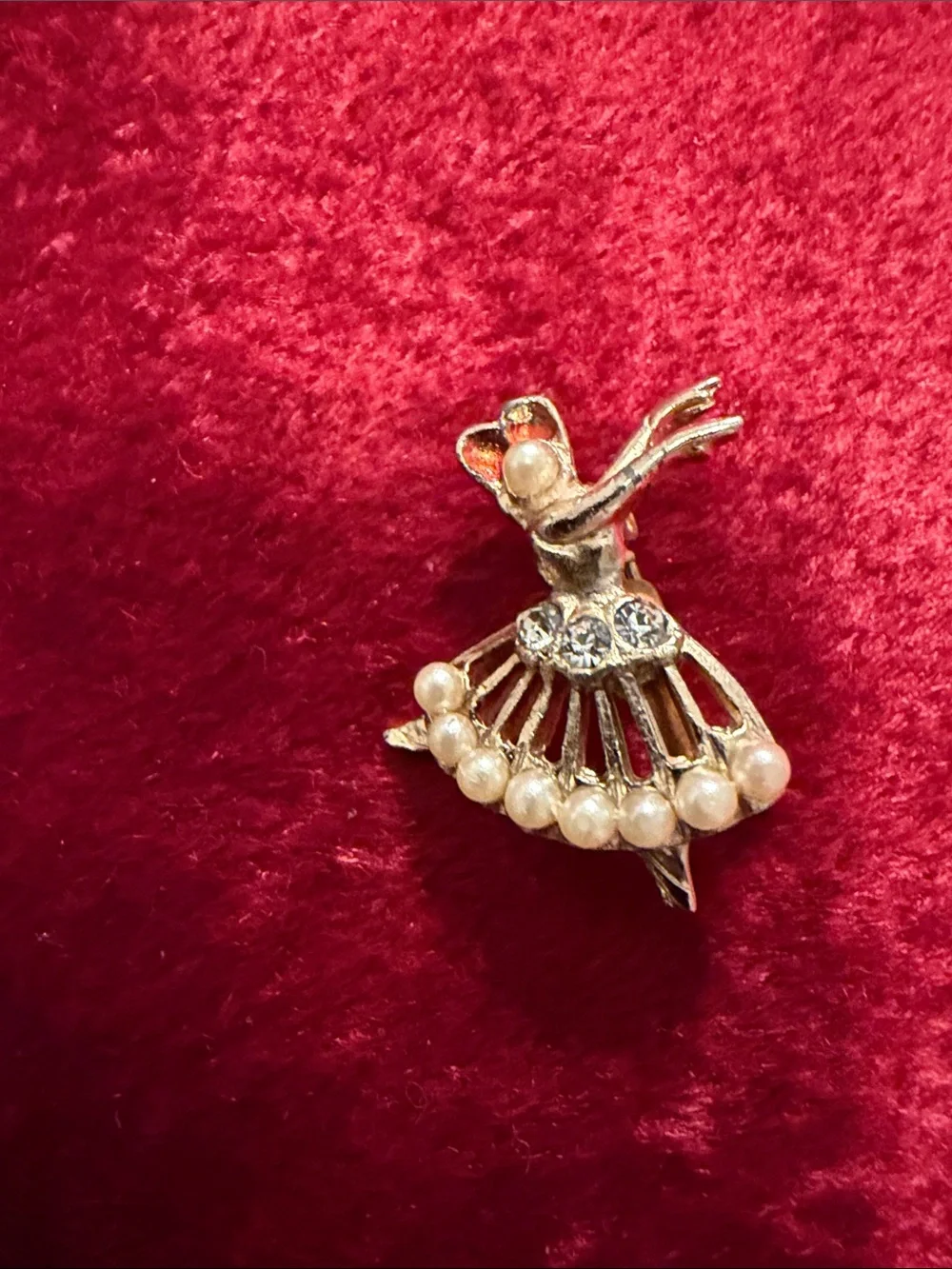 Very old vintage Gold Tone Ballerina Brooch with Pearls and Crystals